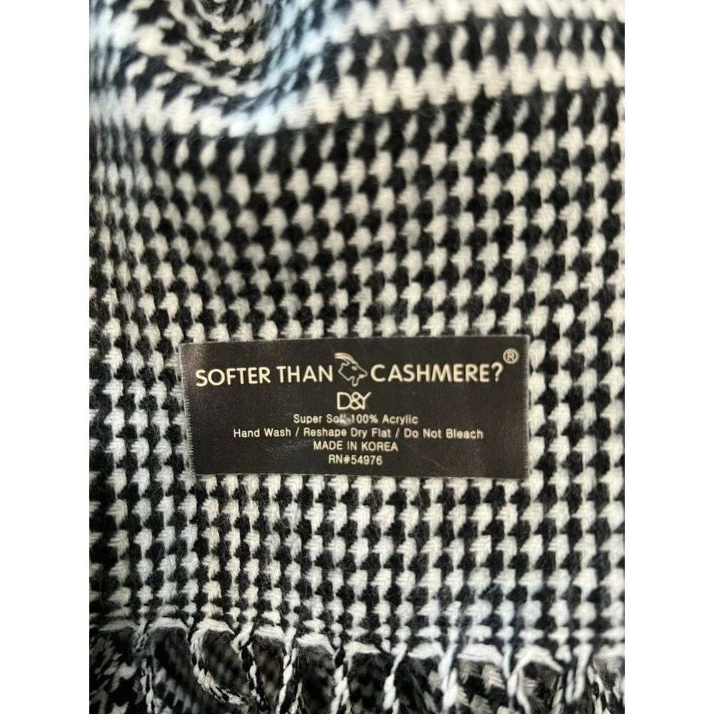 D&Y Softer Than Cashmere Houndstooth Scarf